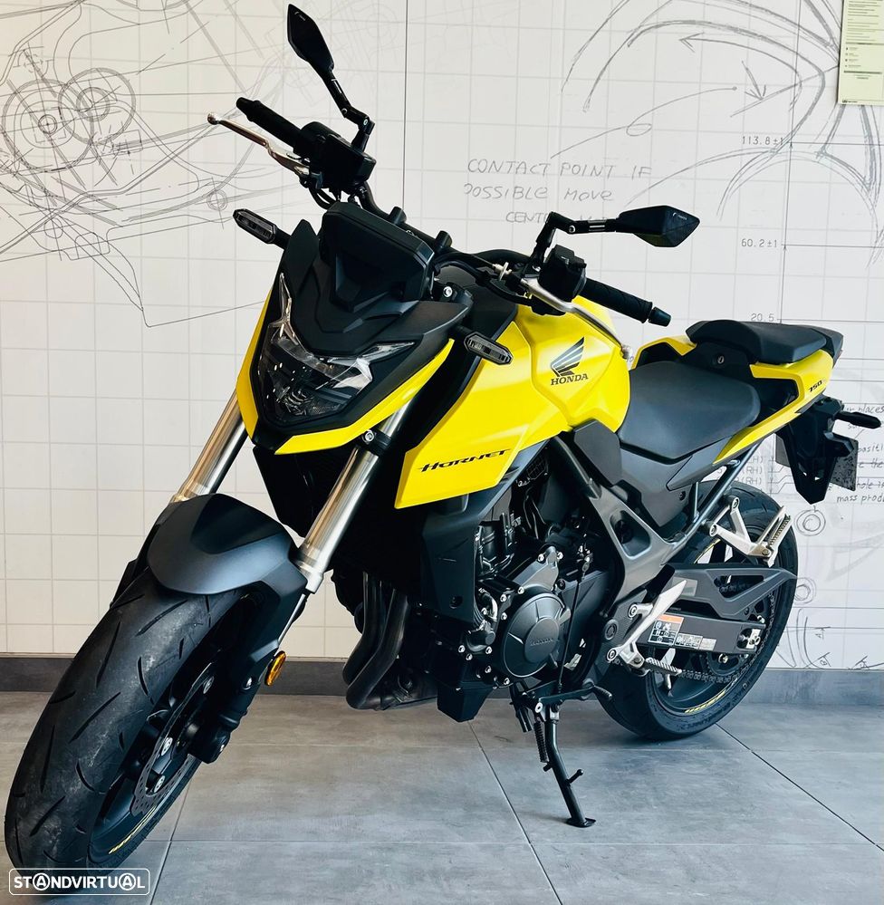 Honda Hornet 750 - 6