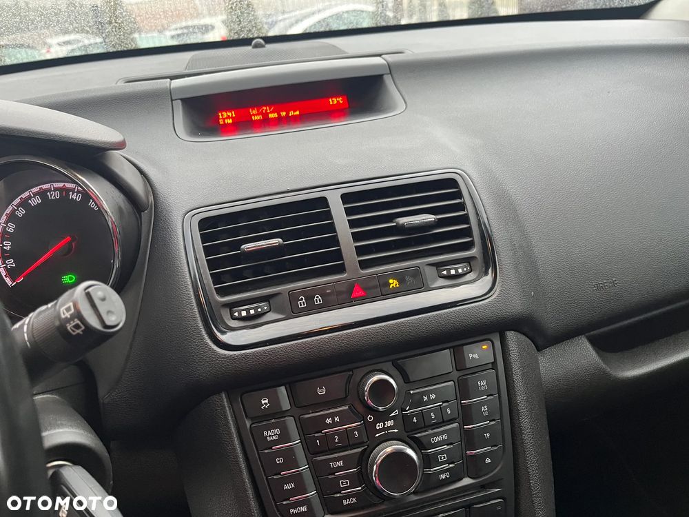 Opel Meriva 1.4 Essentia - 30