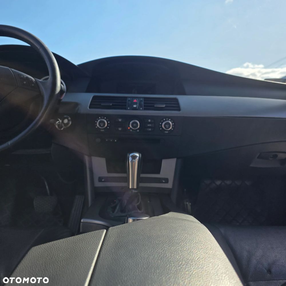BMW Seria 5 - 25