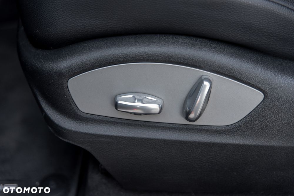 Porsche Macan - 21