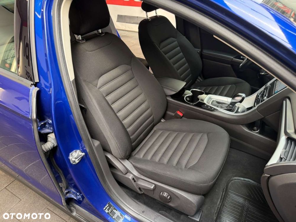 Ford Mondeo - 37