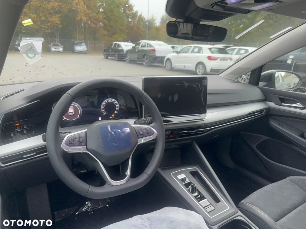 Volkswagen Golf VIII 2.0 TDI Life Plus DSG - 10