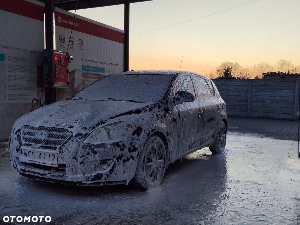 Kia Ceed 2.0 crdi Optimum - 17