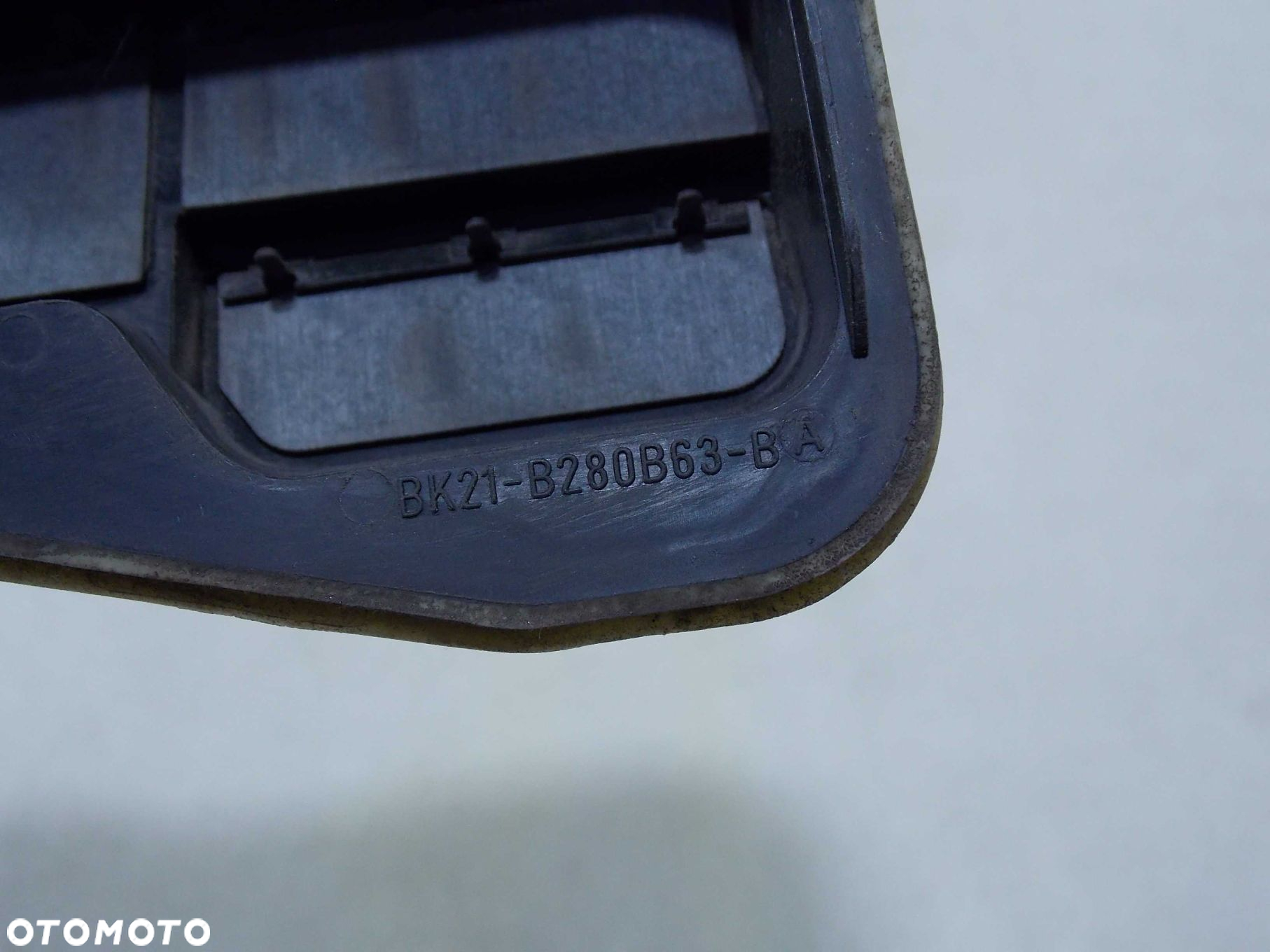 FORD TRANSIT CUSTOM 13-21 KRATKA WENTYLACYJNA TYL BK21-B280B63-B - 6