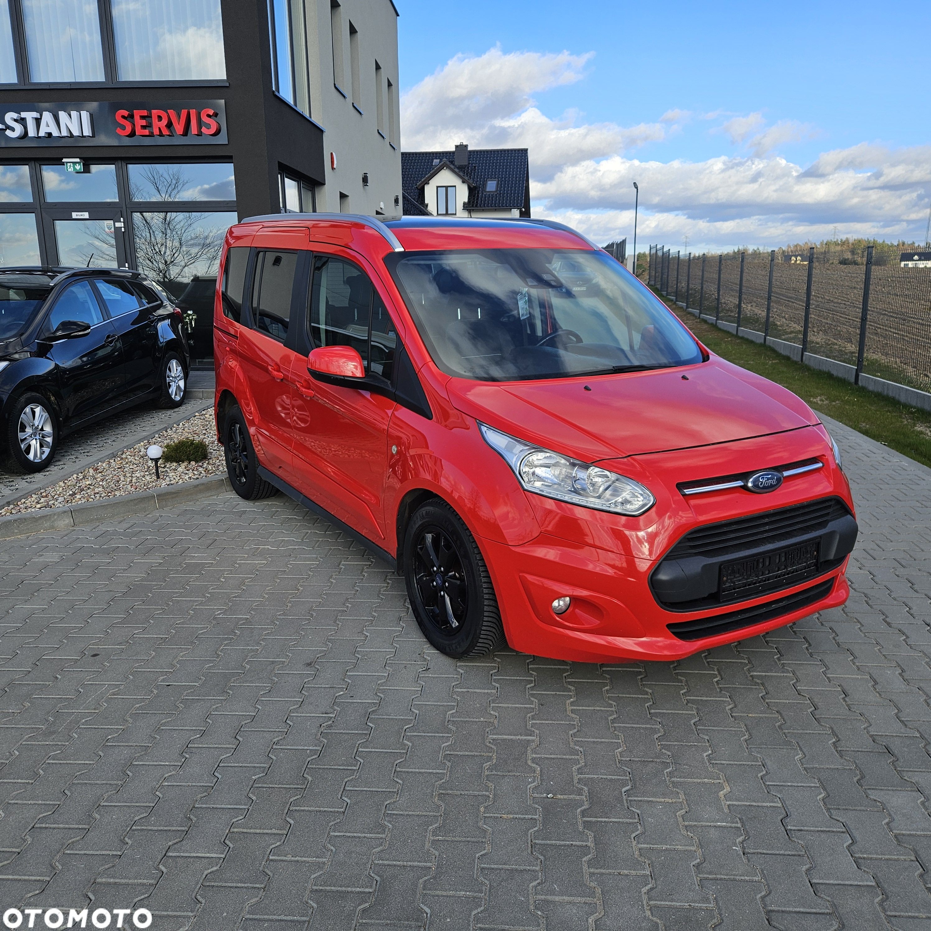 Ford Tourneo Connect 1.0 EcoBoost Start-Stop Titanium - 1