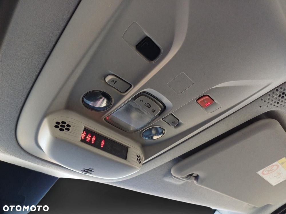 Toyota Proace City Verso 1.5 D-4D Combi - 25