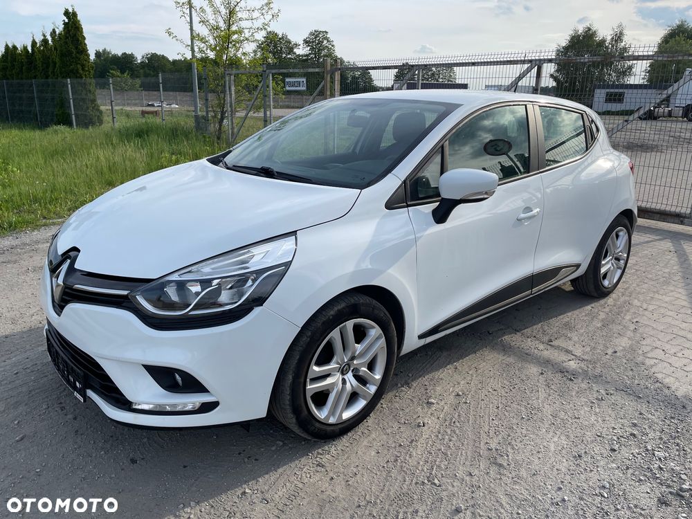 Renault Clio - 2