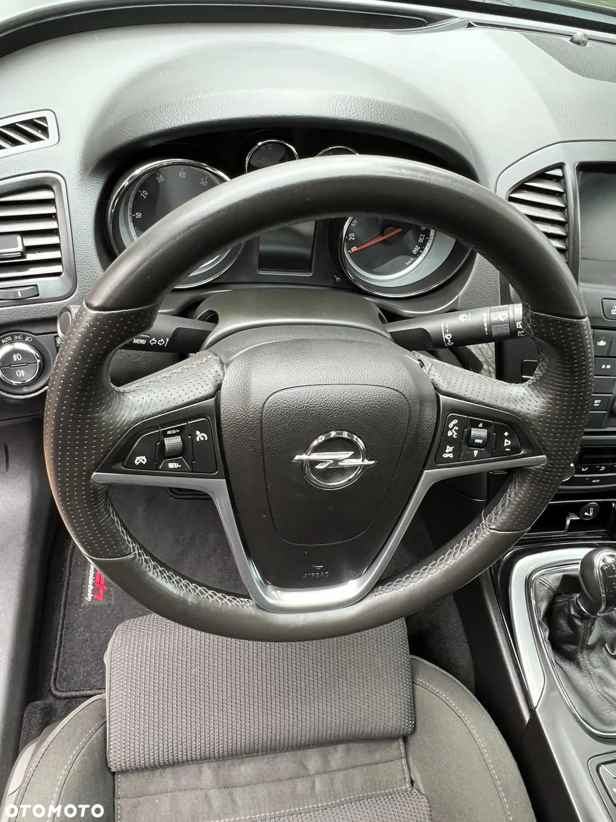 Opel Insignia 2.0 T Cosmo - 12
