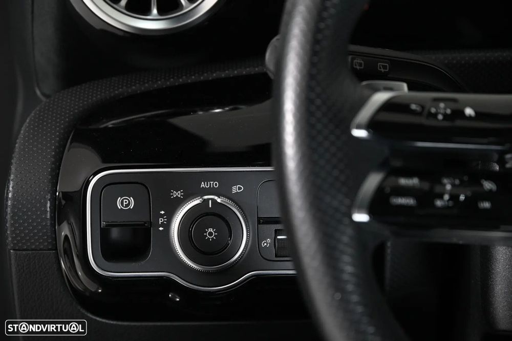 Mercedes-Benz A 200 AMG Line Aut. - 17