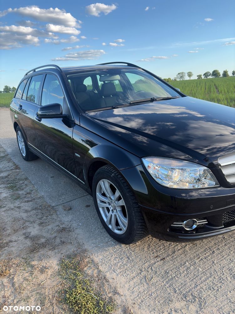 Mercedes-Benz Klasa C 220 CDI BlueEff Avantgarde - 8