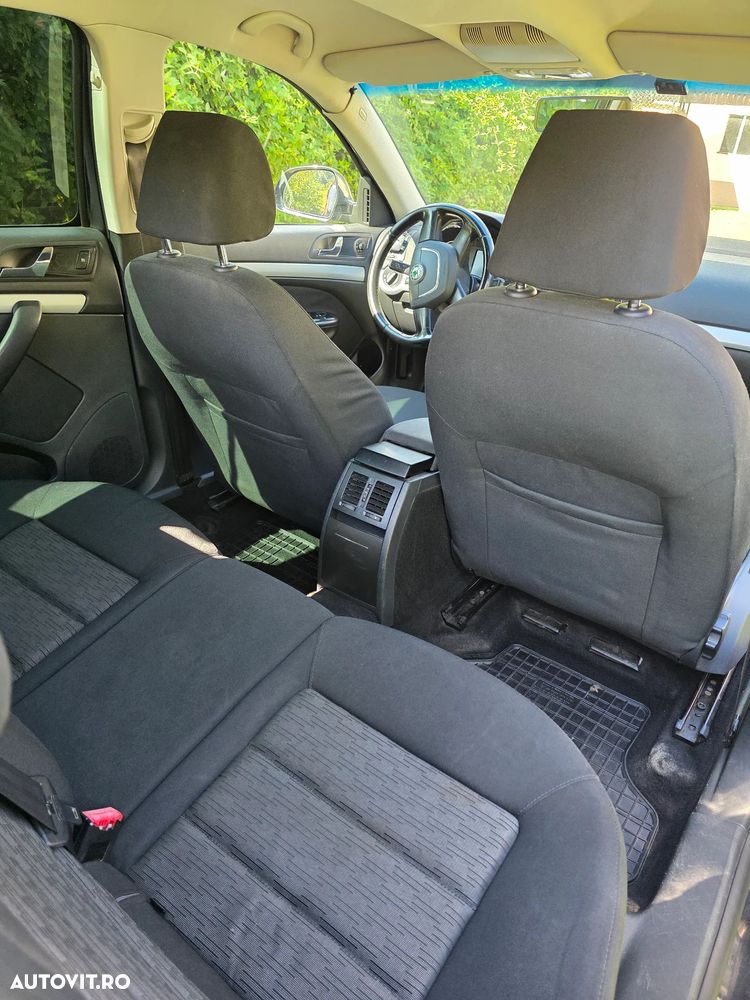 Skoda Octavia - 8