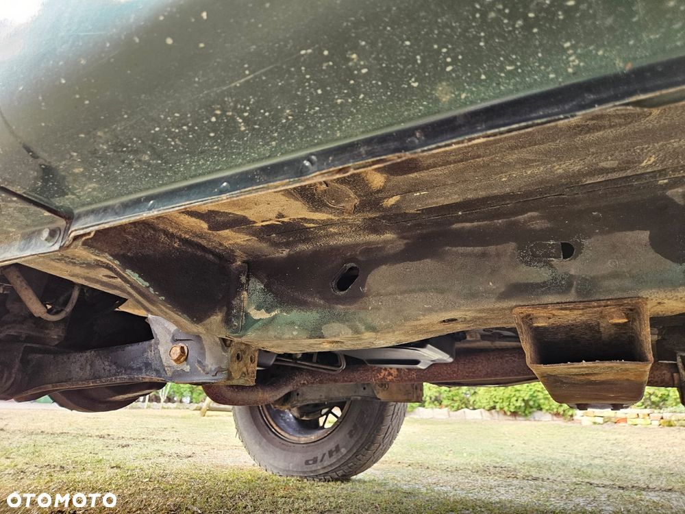 Jeep Grand Cherokee - 37