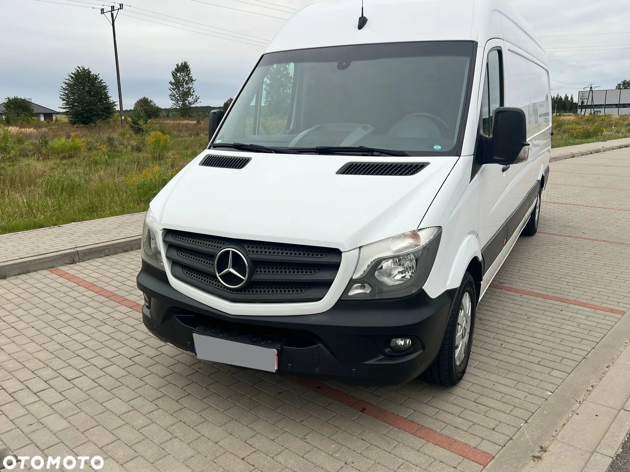 Mercedes-Benz Sprinter - 1