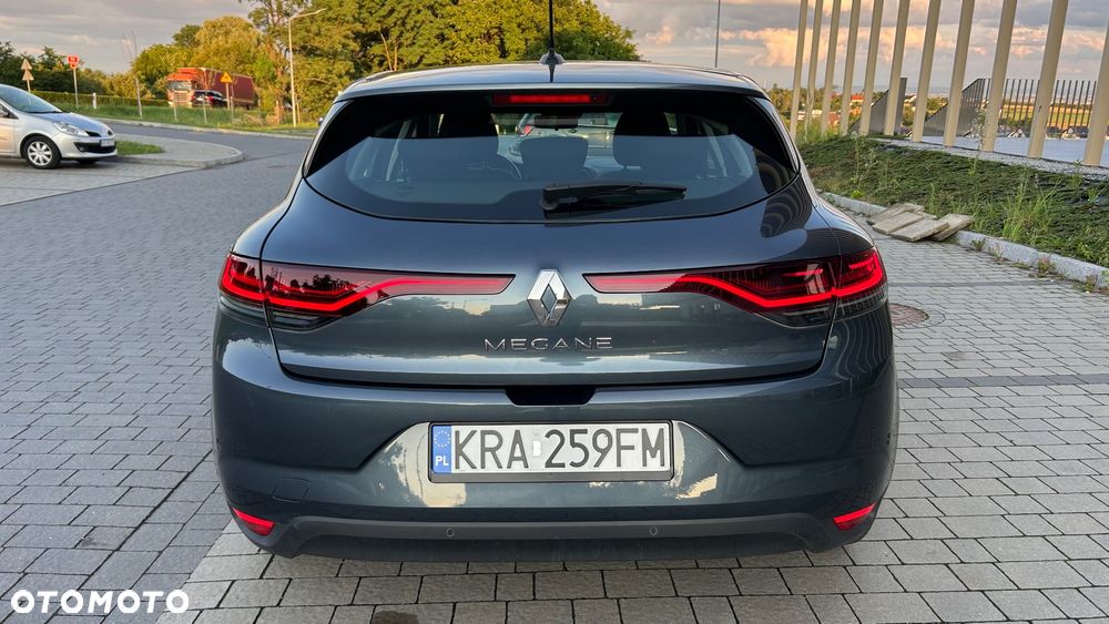 Renault Megane TCe 115 GPF ZEN - 8