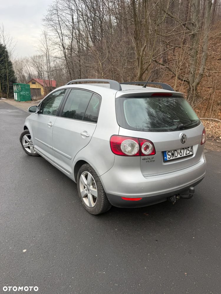 Volkswagen Golf Plus 1.9 TDI DPF Comfortline - 6