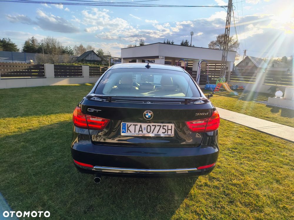 BMW 3GT 318d Luxury Line - 16