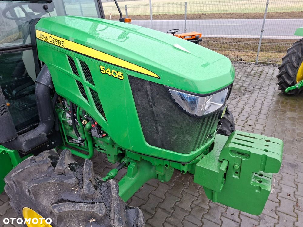 John Deere 5405 4X4 - 29