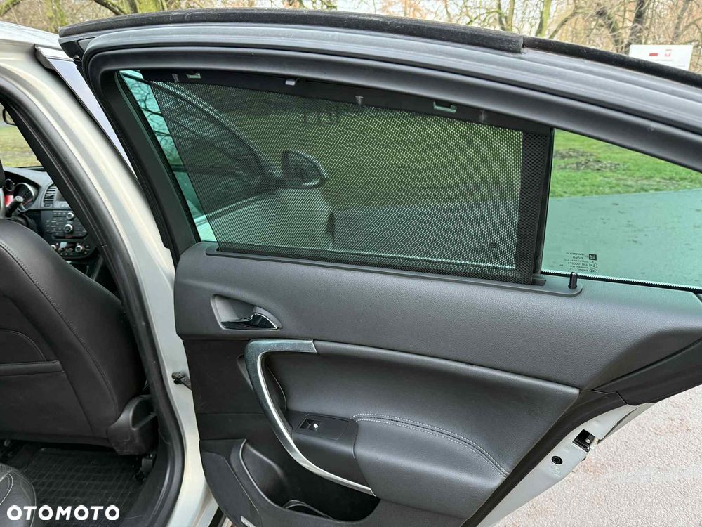 Opel Insignia 2.0 CDTI Cosmo - 25