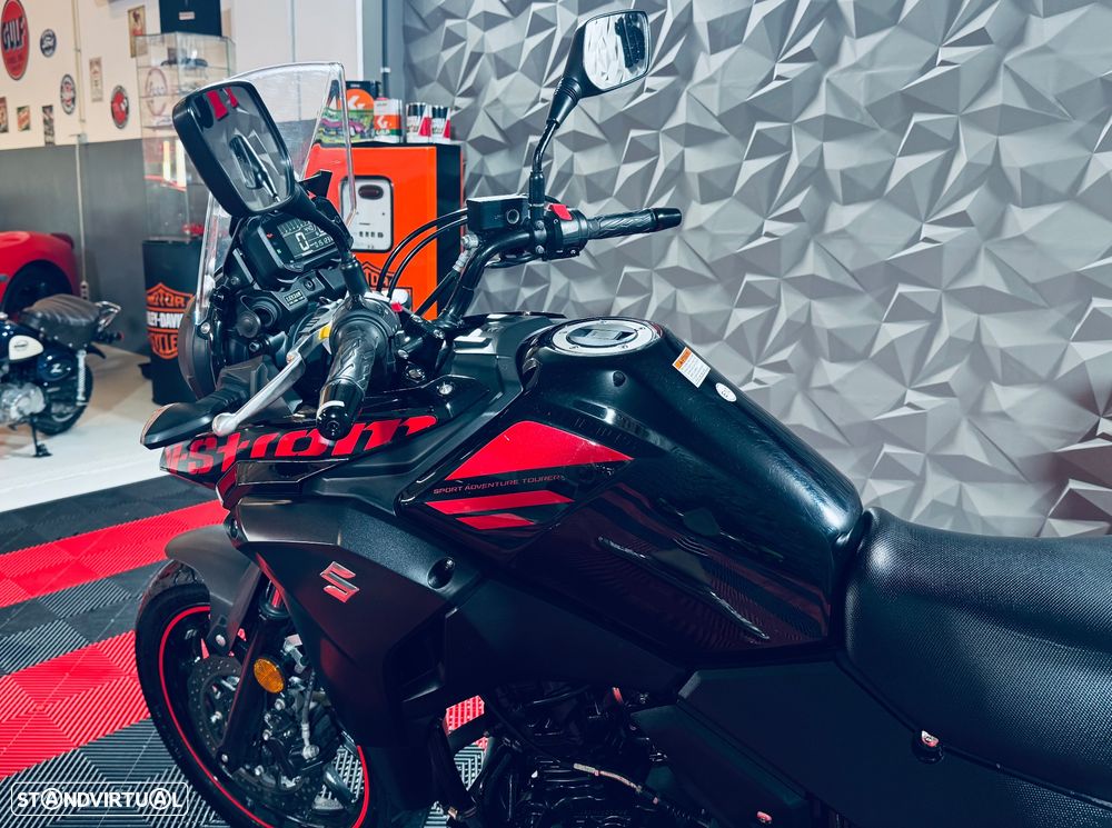 Suzuki V DL STROM 250 - 15