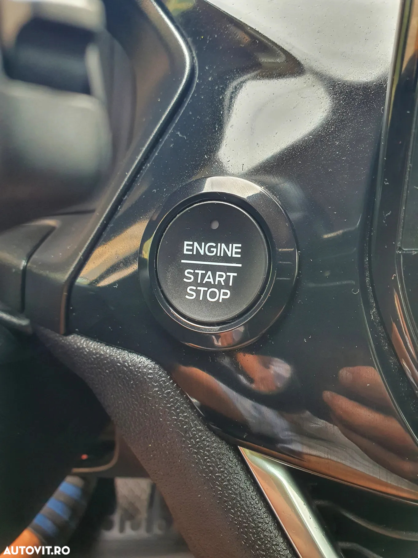 Ford Fiesta 1.0 EcoBoost S&S TITANIUM - 25