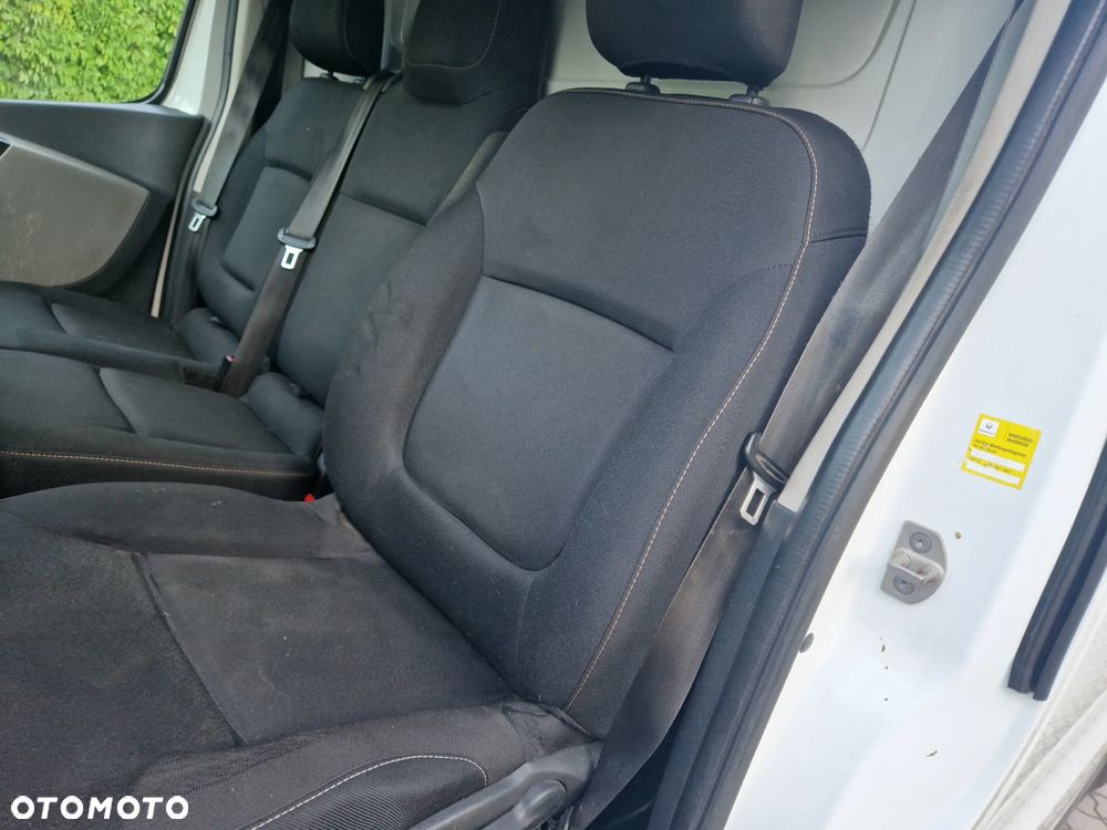 Renault Trafic - 11