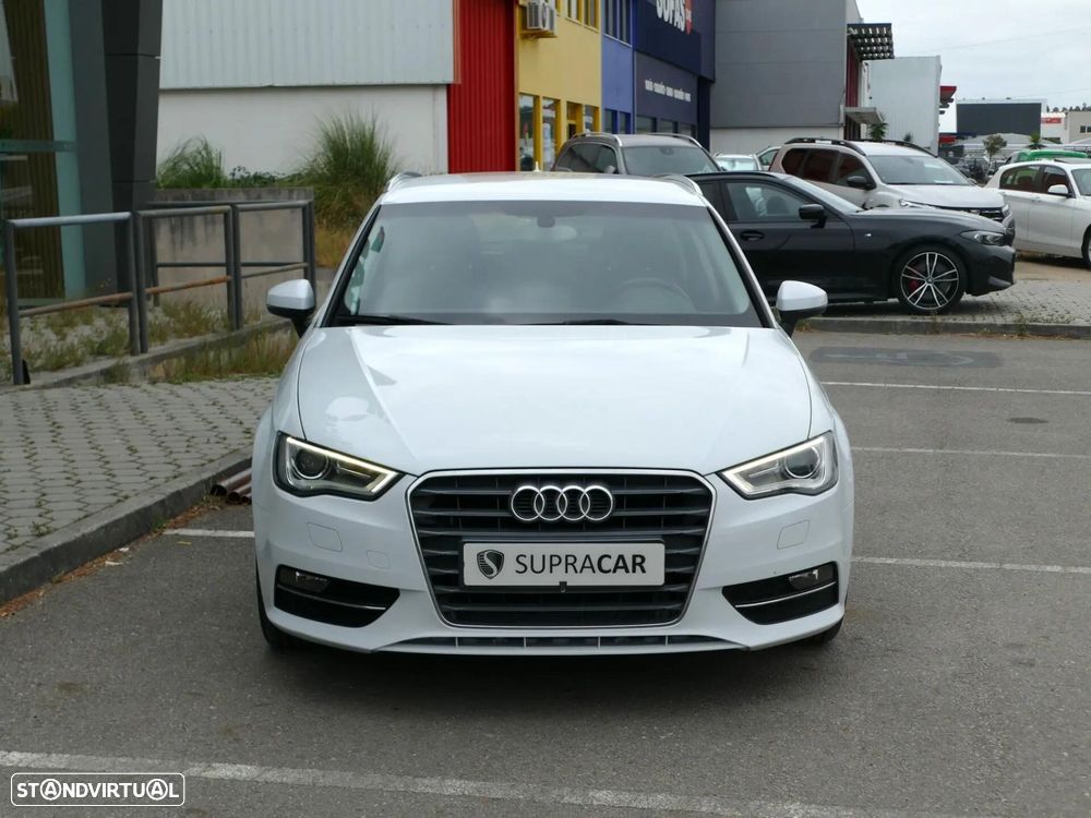 Audi A3 Sportback 1.6 TDI Advance Ultra - 3