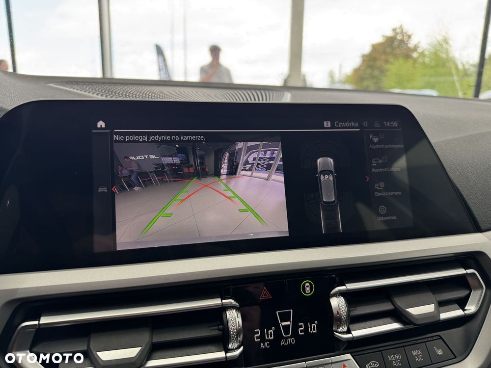 BMW Seria 3 320d xDrive MHEV Advantage - 36