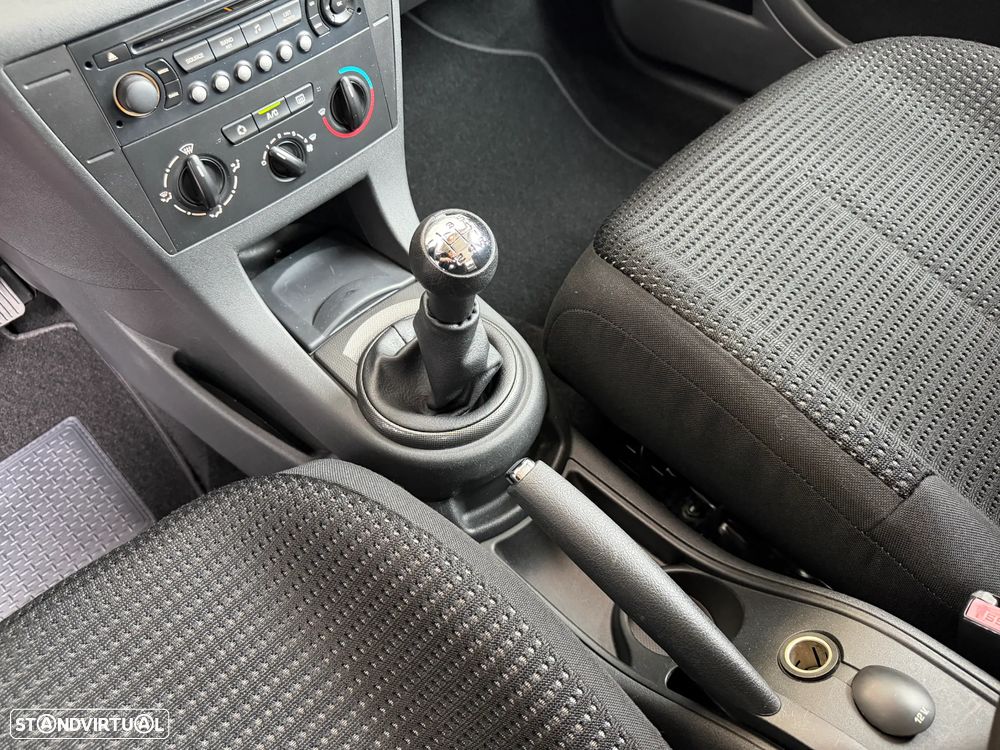 Citroën C4 1.6 HDi 110 SX - 22