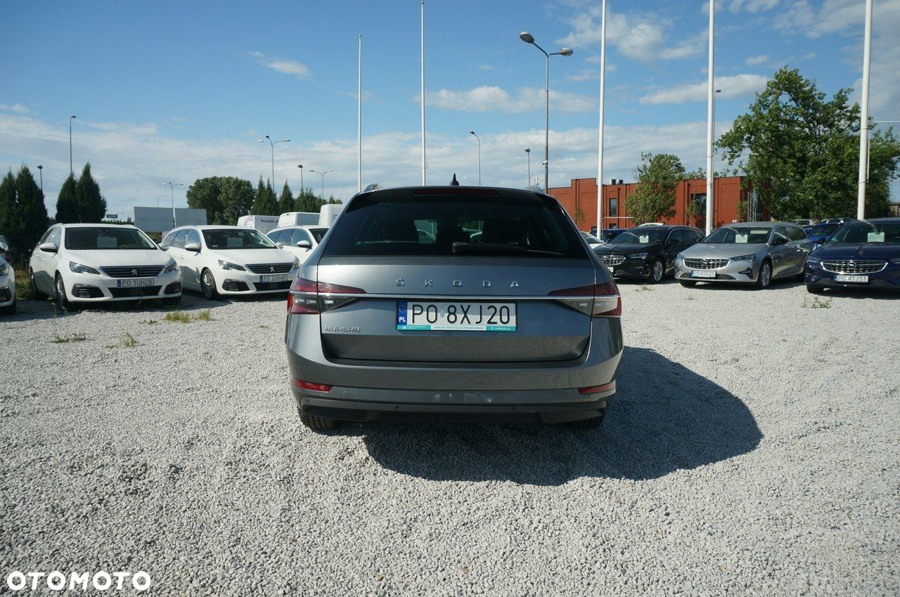 Skoda Superb 2.0 TDI SCR Style DSG - 8