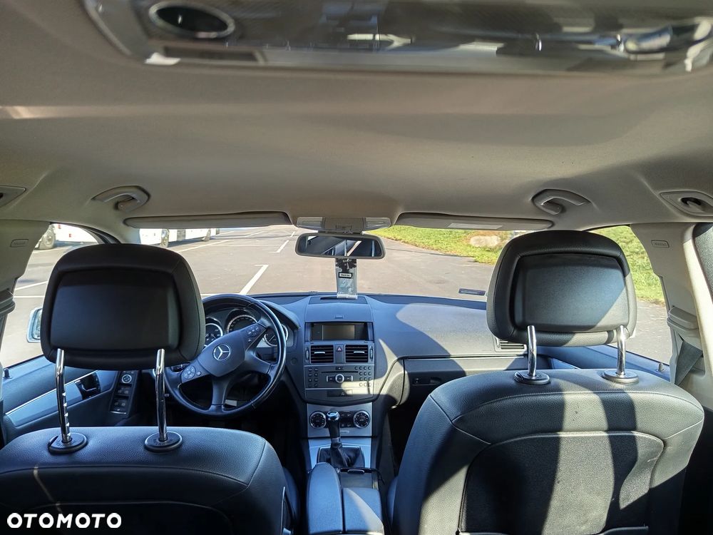 Mercedes-Benz Klasa C 200 CDI DPF (BlueEFFICIENCY) Avantgarde - 11