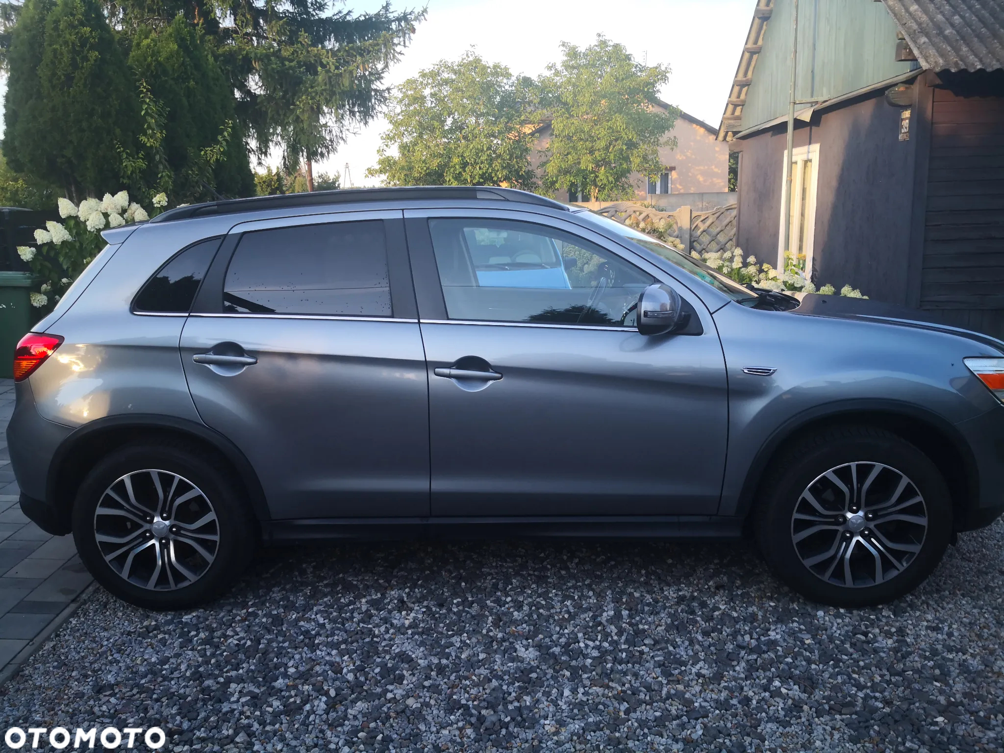 Mitsubishi ASX - 3