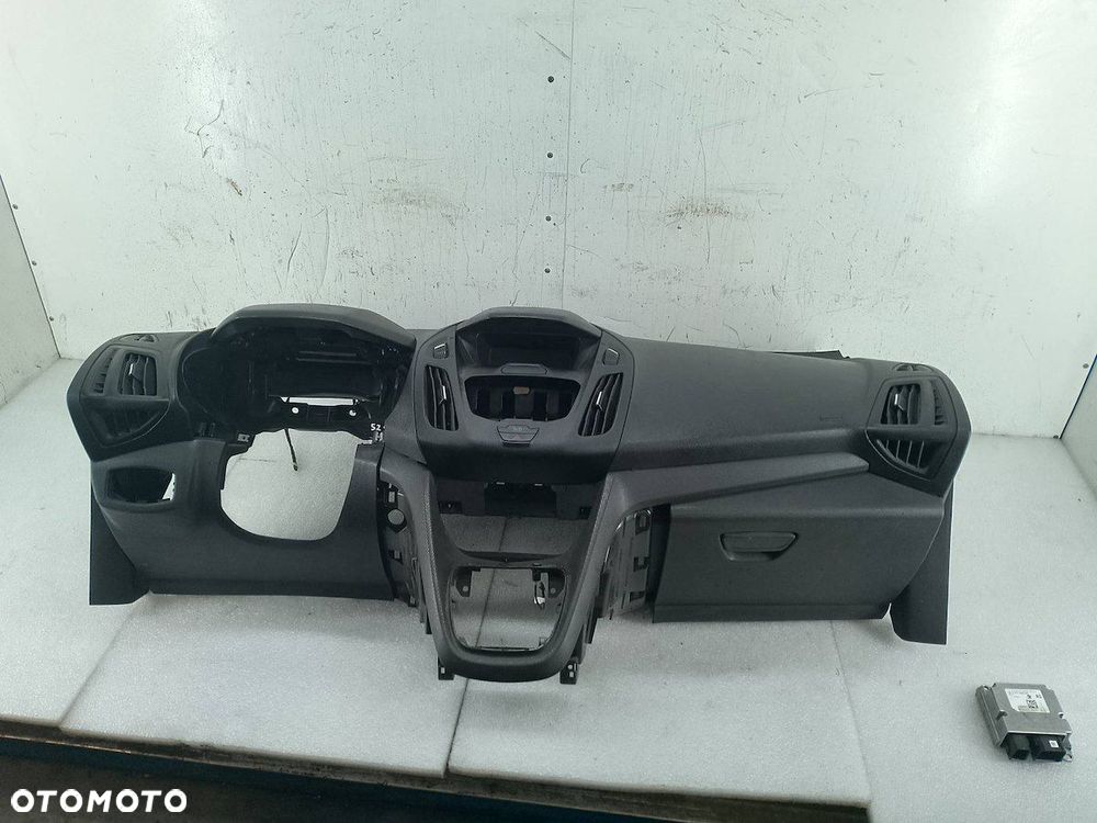 DESKA ROZDZIELCZA, KONSOLA FORD TRANSIT CONNECT II - 2