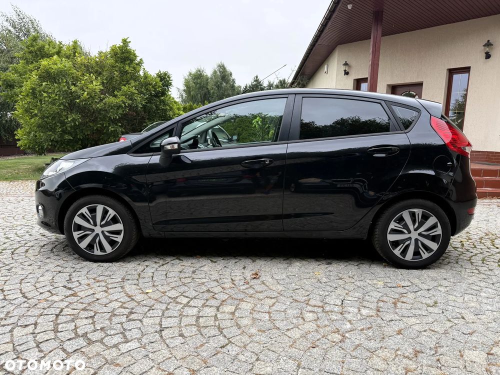 Ford Fiesta 1.25 Champions Edition - 12