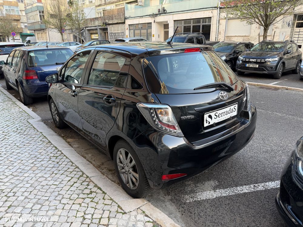 Toyota Yaris 1.0 VVT-i Sport+VSC - 4