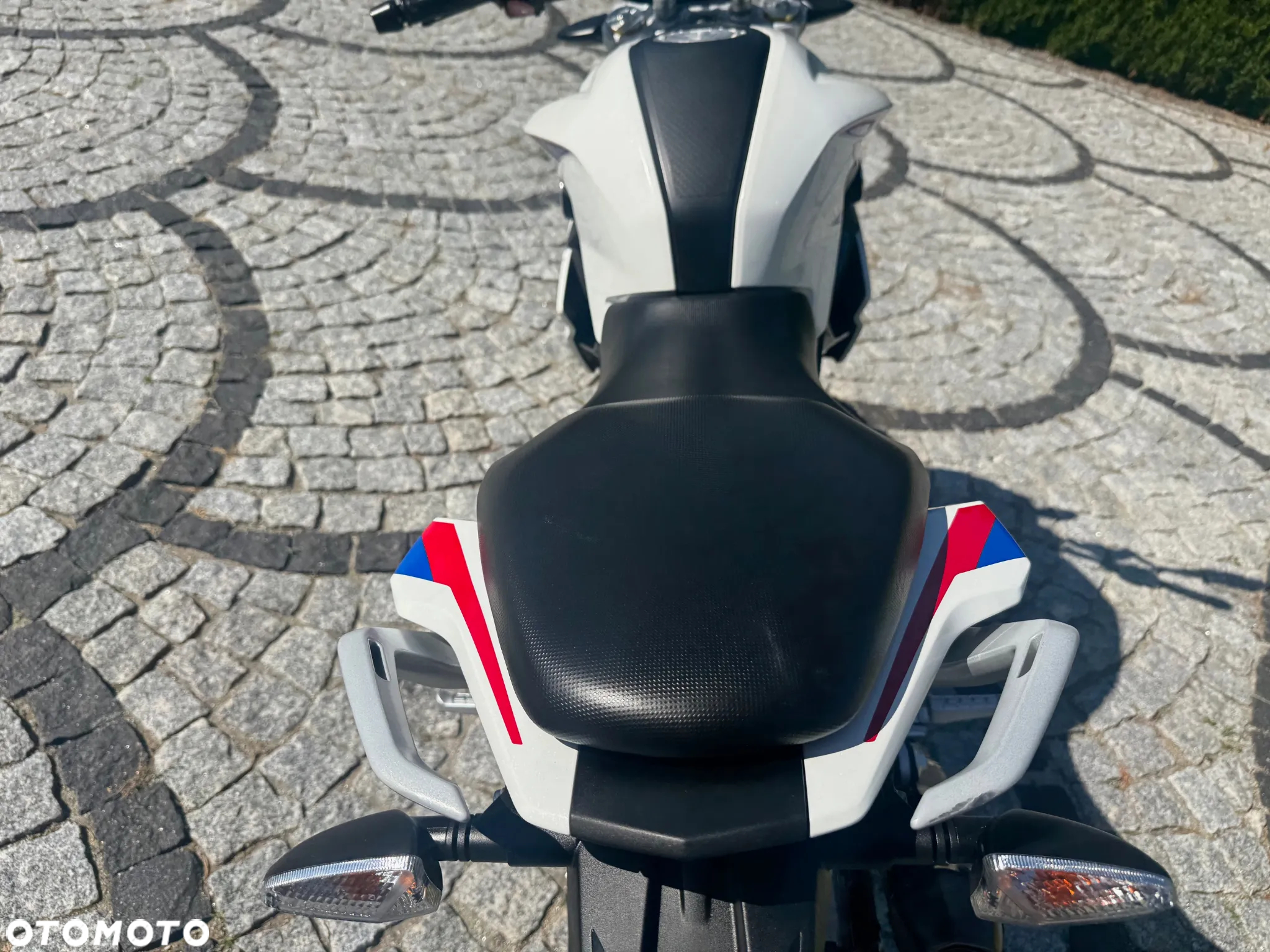 BMW G - 23