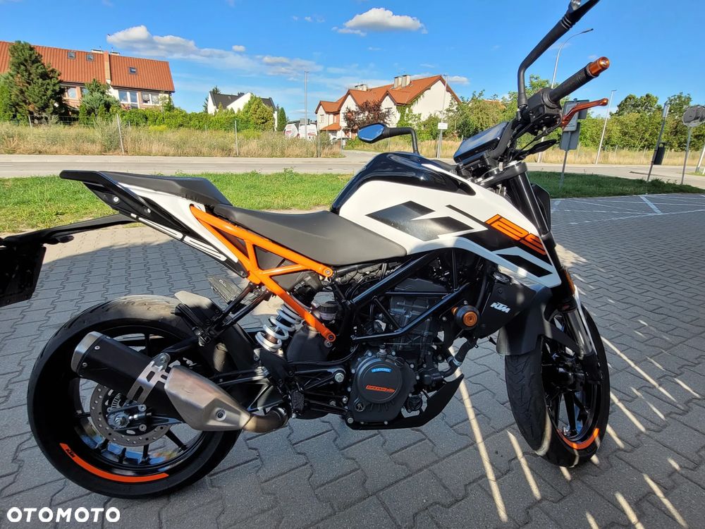 KTM Duke 125 - 12