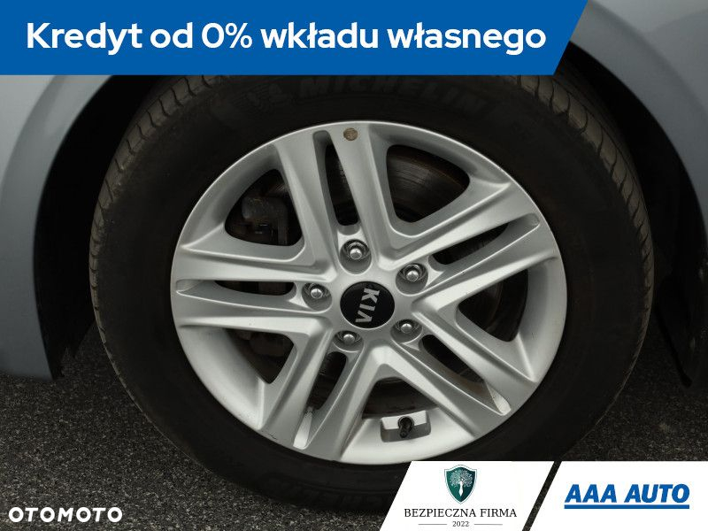 Kia Ceed - 13