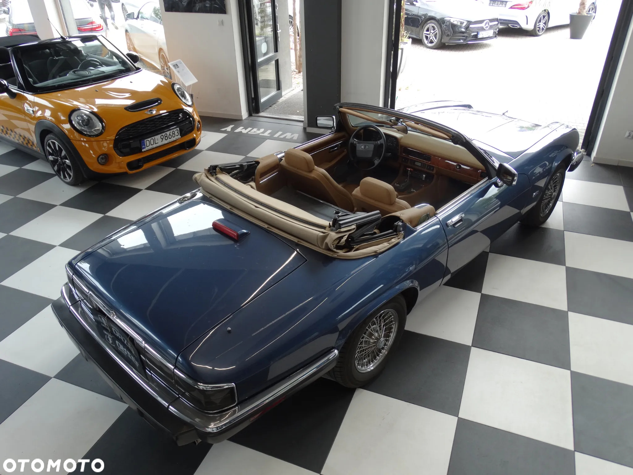 Jaguar XJ XJ12 5.3i - 27