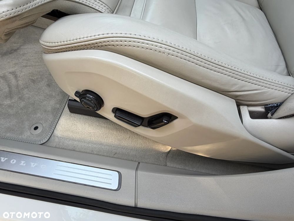 Volvo XC 90 D5 AWD Inscription - 10