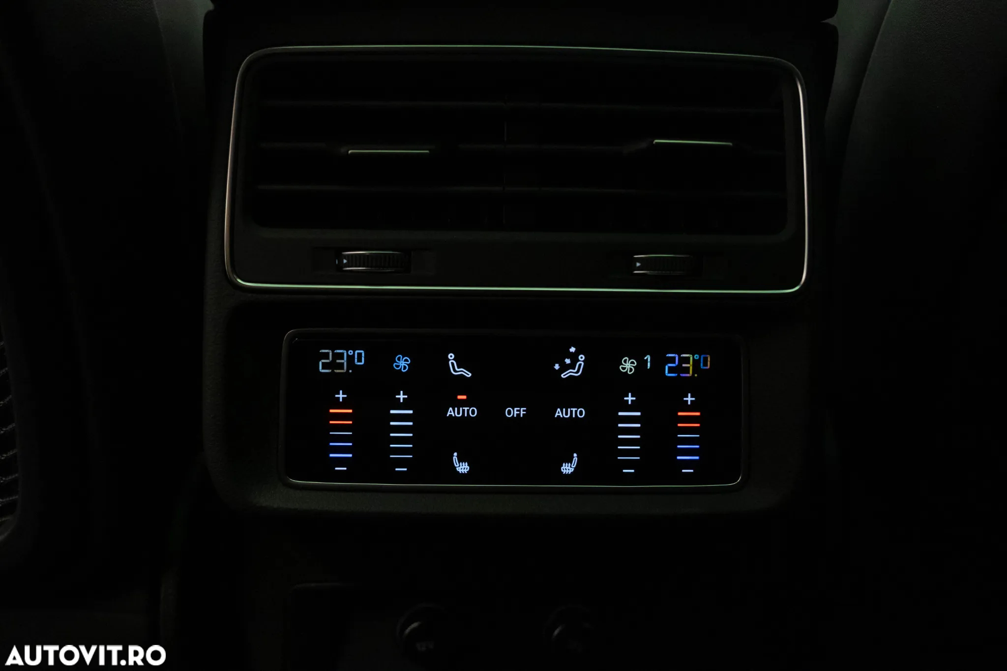 Audi SQ8 4.0 TFSI quattro Tiptronic - 24
