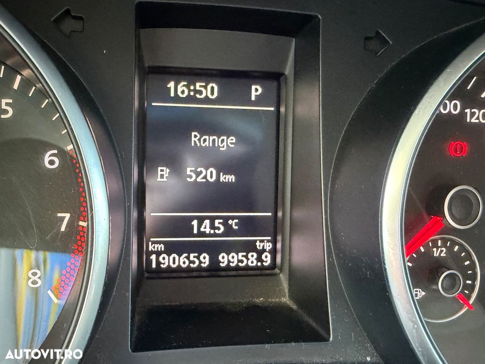 Volkswagen Golf - 11