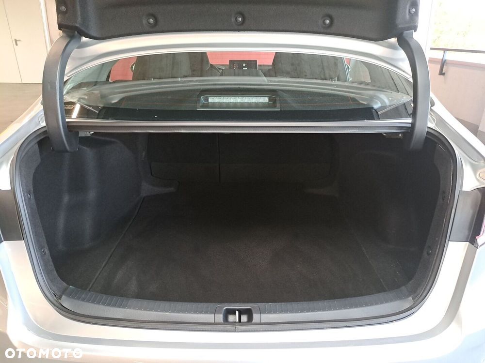 Toyota Corolla 1.8 Hybrid Comfort - 14