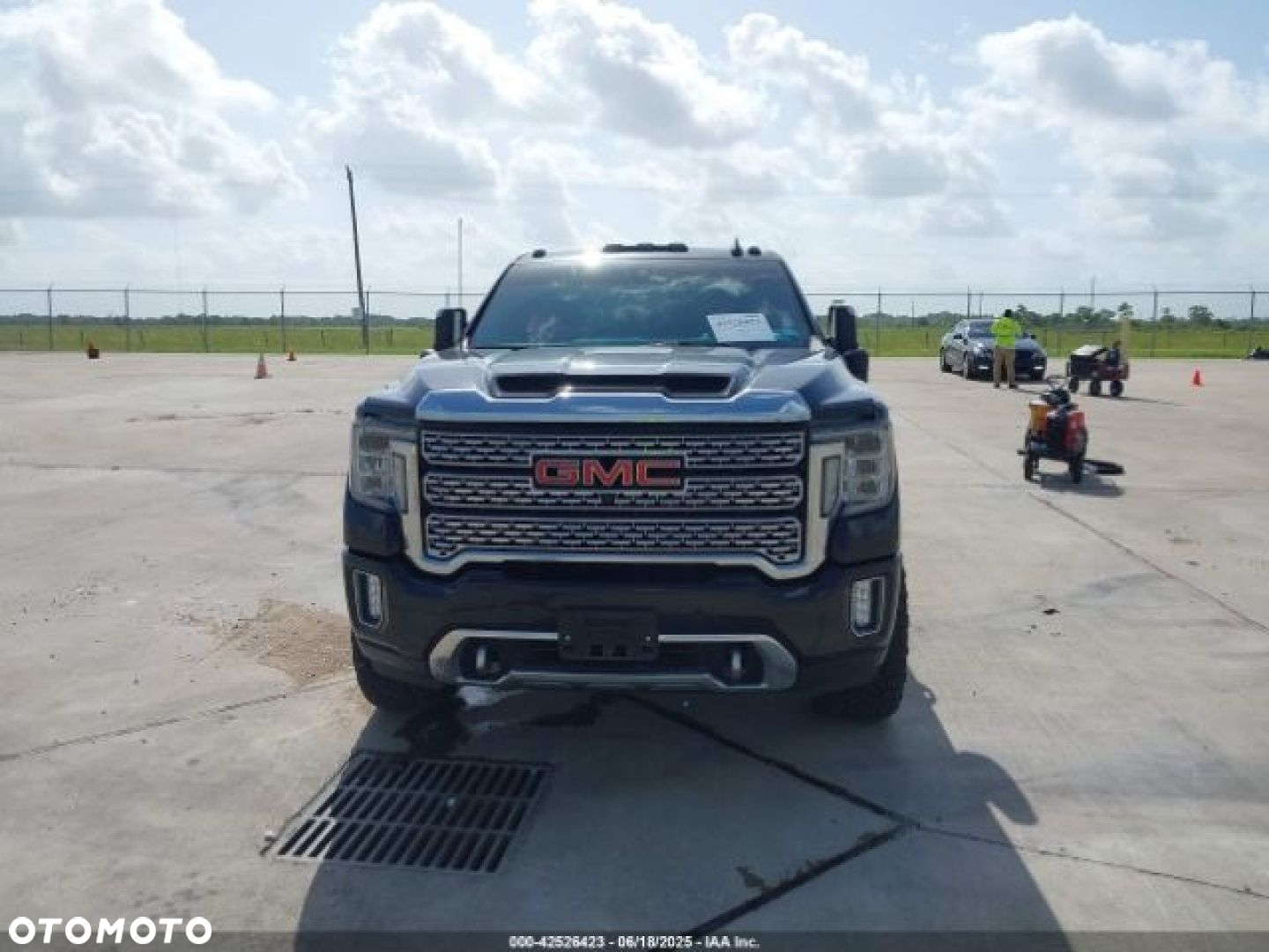 GMC Sierra - 7