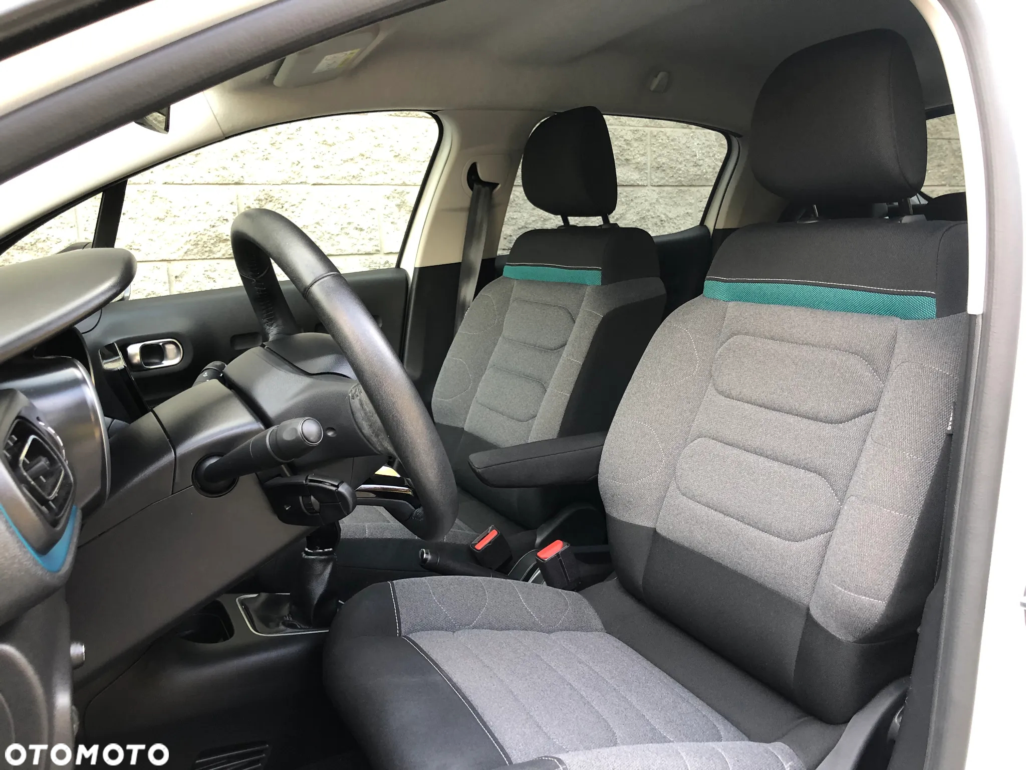 Citroën C3 1.2 PureTech Shine - 18