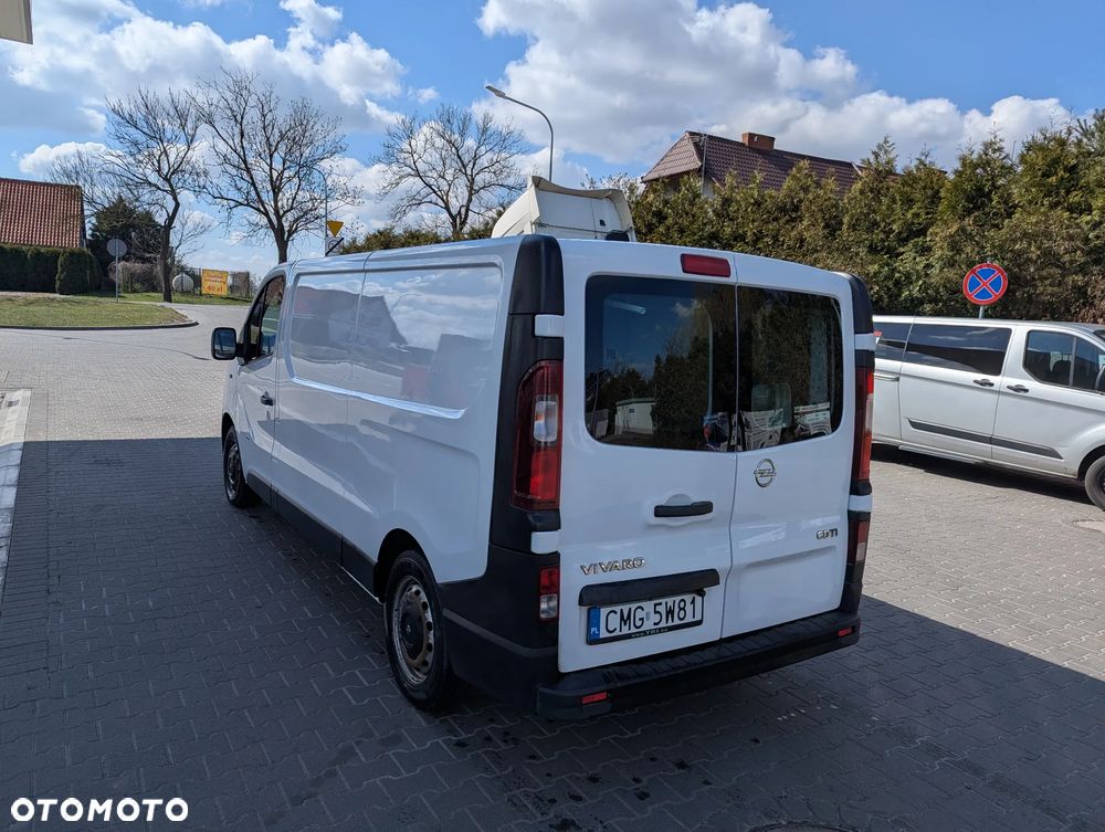 Opel VIVARO - 2