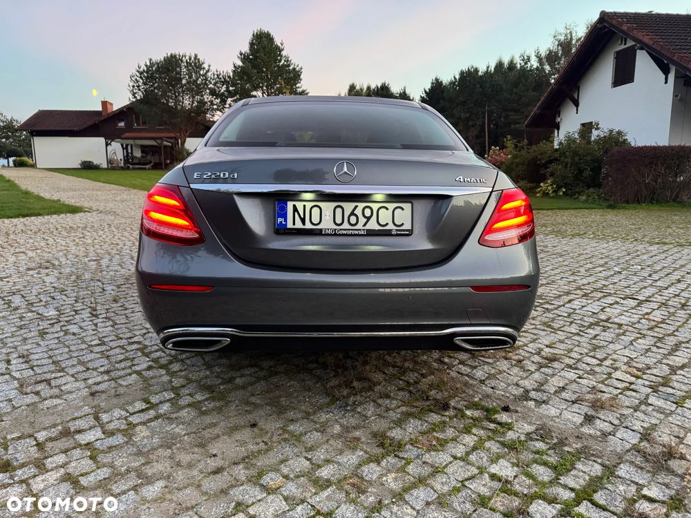 Mercedes-Benz Klasa E 220 d 4-Matic Business Edition 9G-TRONIC - 5