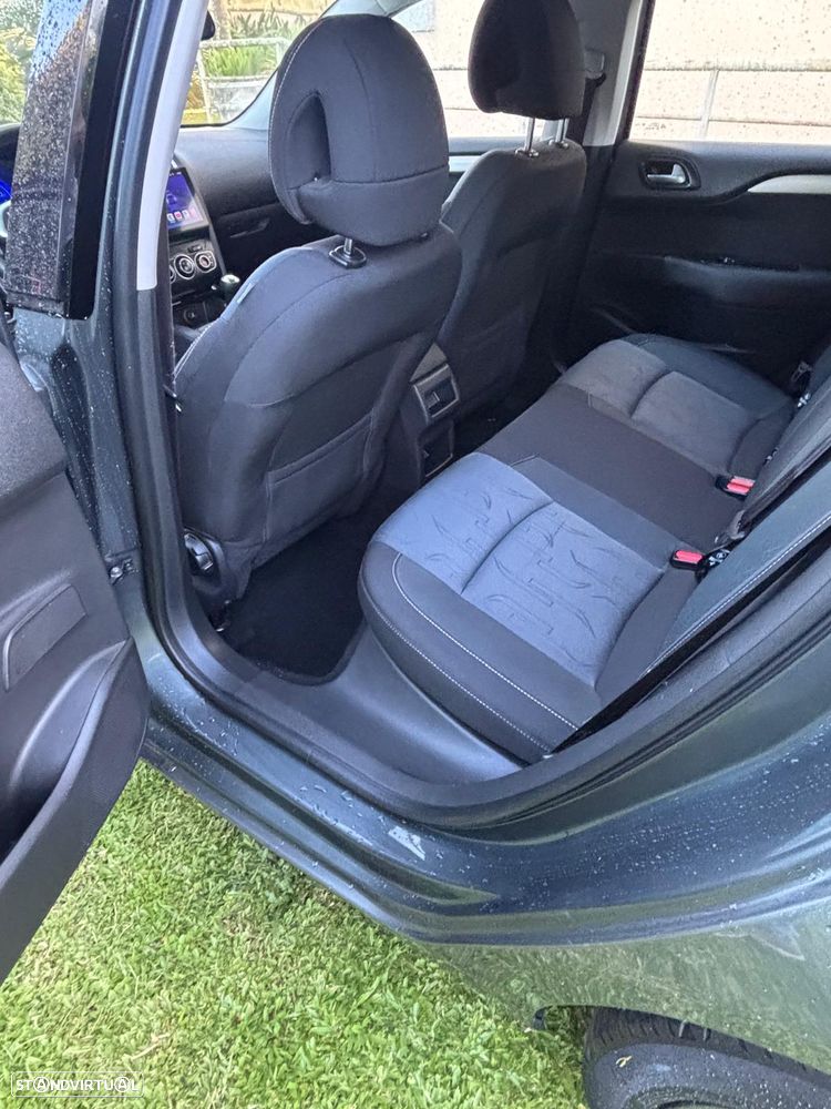 Citroën C4 1.6 HDi SX RFM - 11
