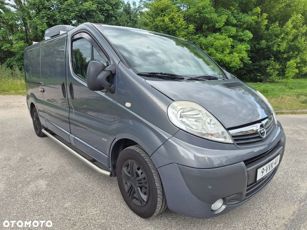 Opel Vivaro - 18