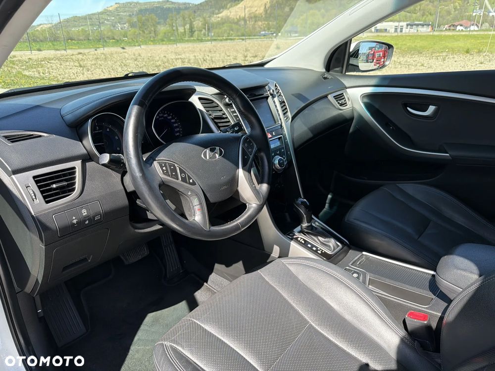 Hyundai i30 1.6 CRDi Premium DCT - 10