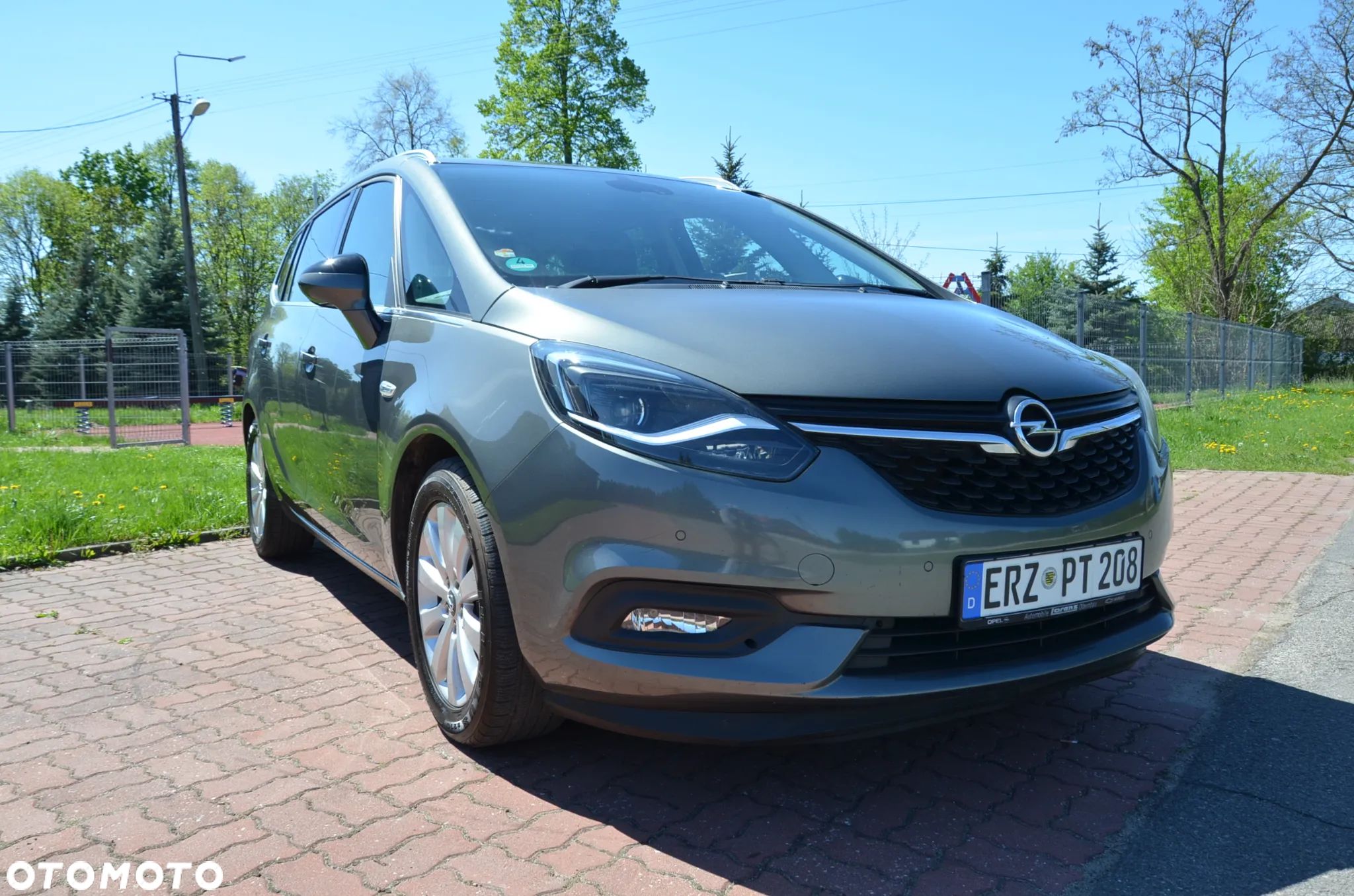Opel Zafira 1.6 CDTI Elite S&S - 1